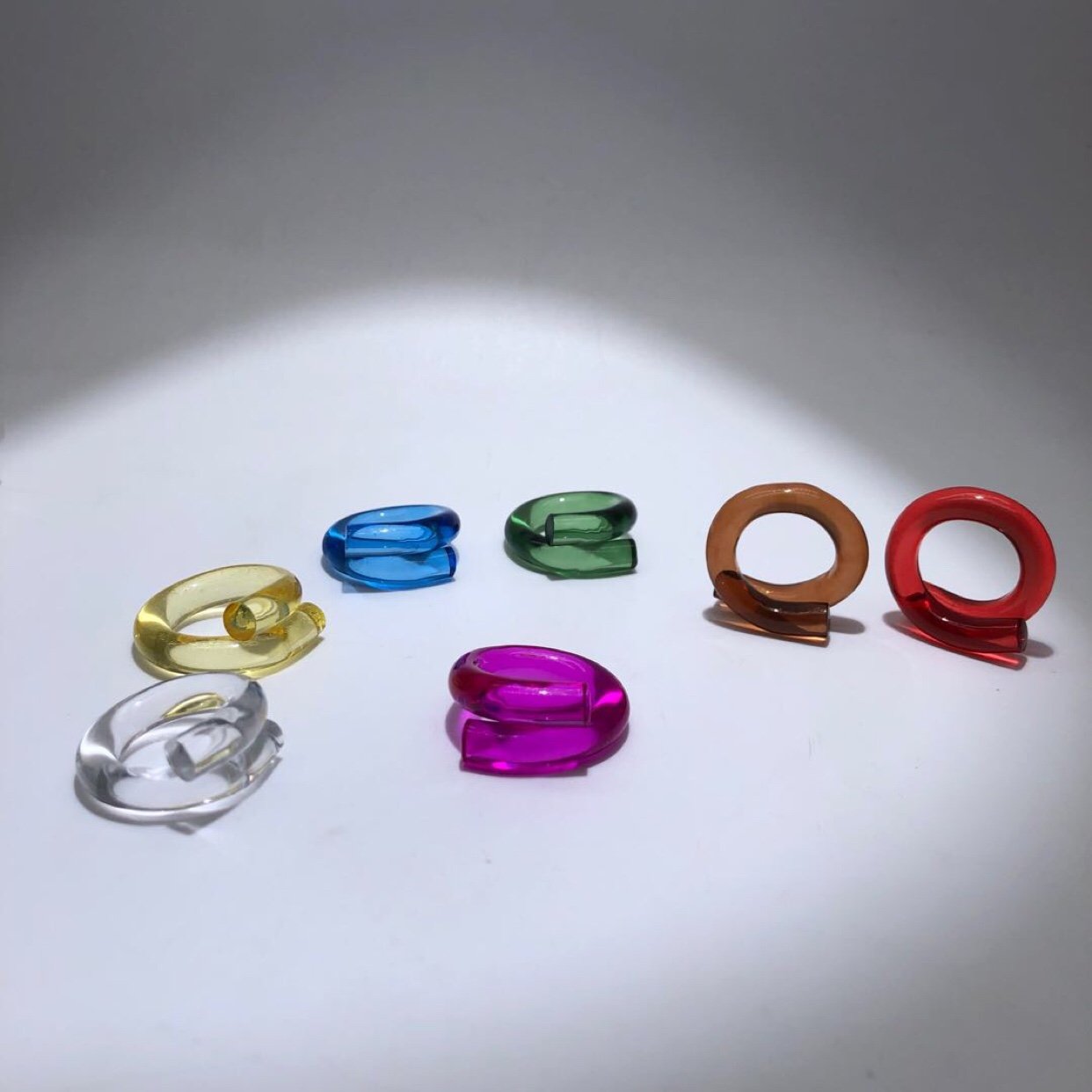 cross ring lifestyle image