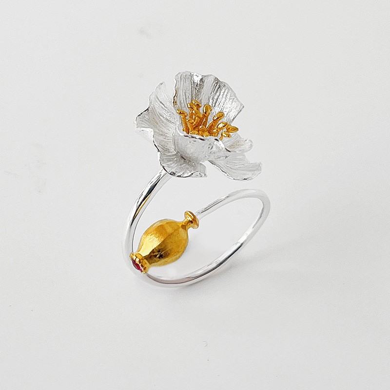 Women's Platinum Gold-plated Point Gold Flower Ring 1