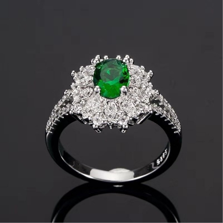 Green Zircon Ornament Ring Image 3