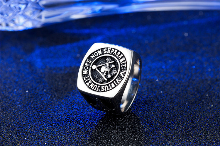 Masonic Logo Ghost Head Men's Titanium Steel Ring - Image 2