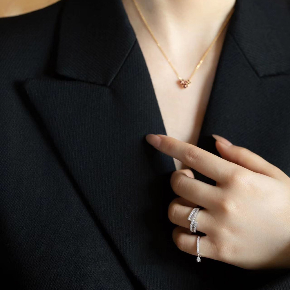 C-Shaped Ring - Image 5