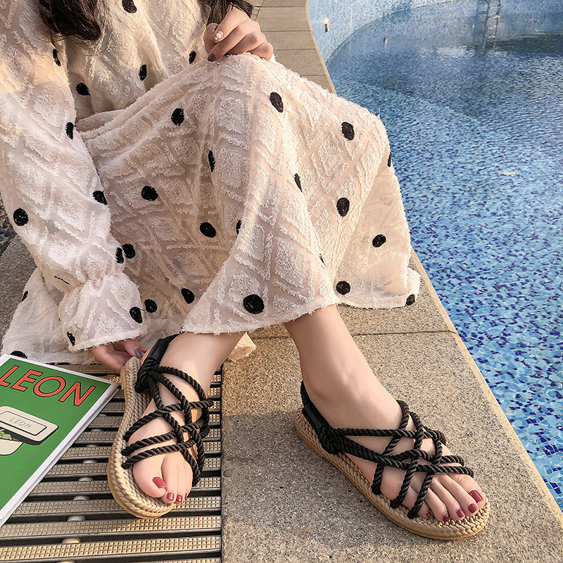 Flat Hemp Rope Cross Casual Beach Sandals Image 3