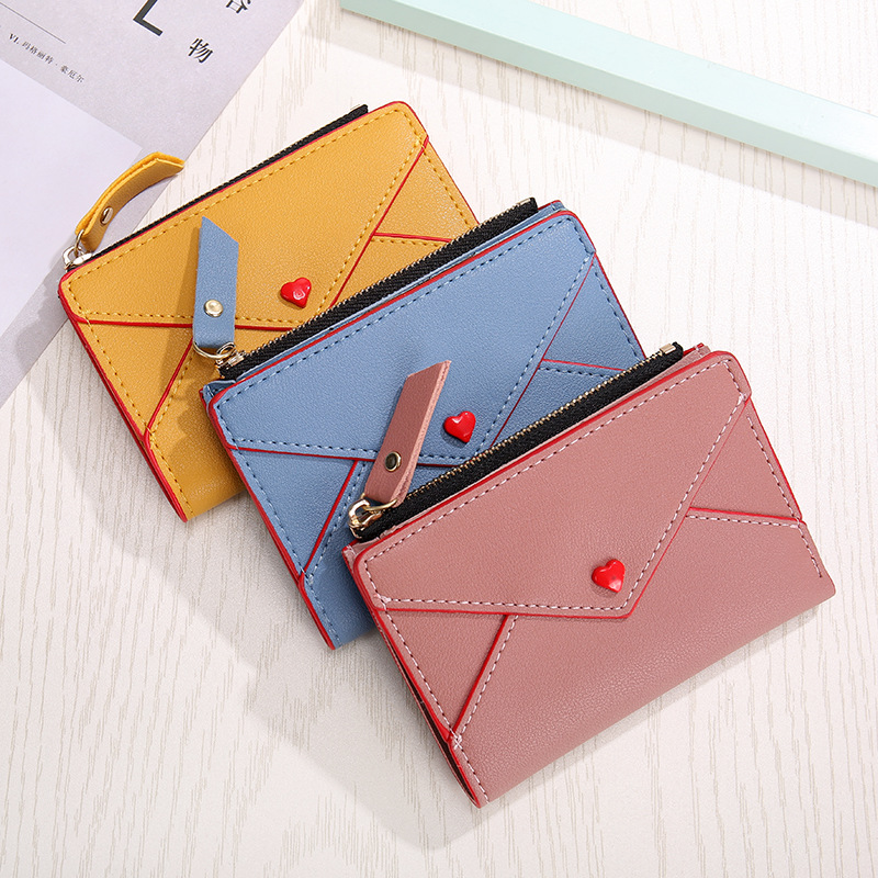 Heart-shaped Card Bag Image 6
