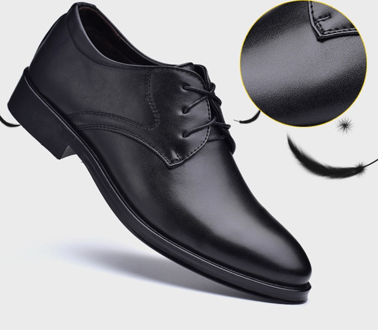 Black Shoes with Pointed Toe - Image 1