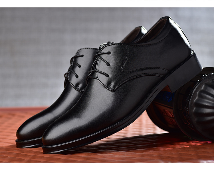 Black Shoes with Pointed Toe - Image 7