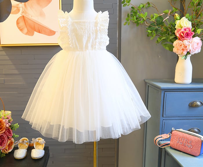 Dress detail 7