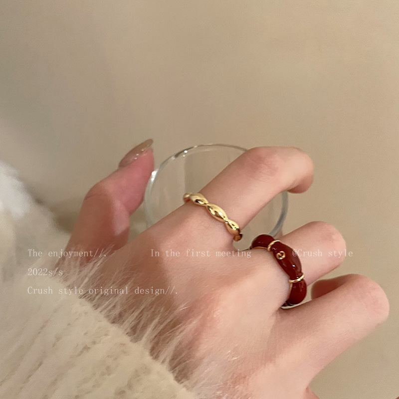 Adjustable Red Drip Ring