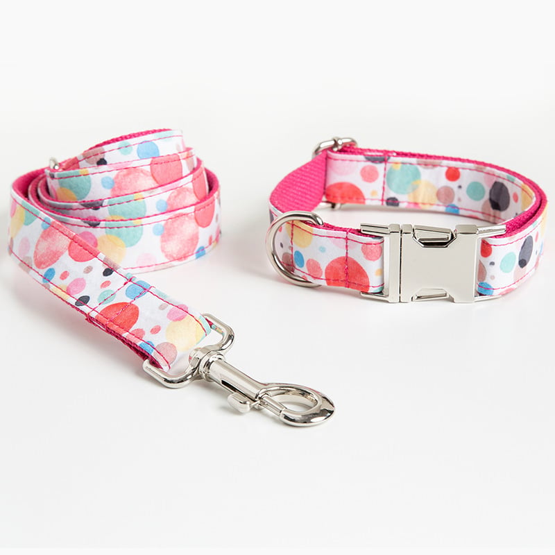 Bubble Pet Collar Leash Details