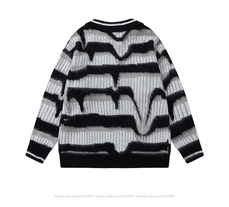 Men's Retro Contrast Striped Button Sweater Image 6