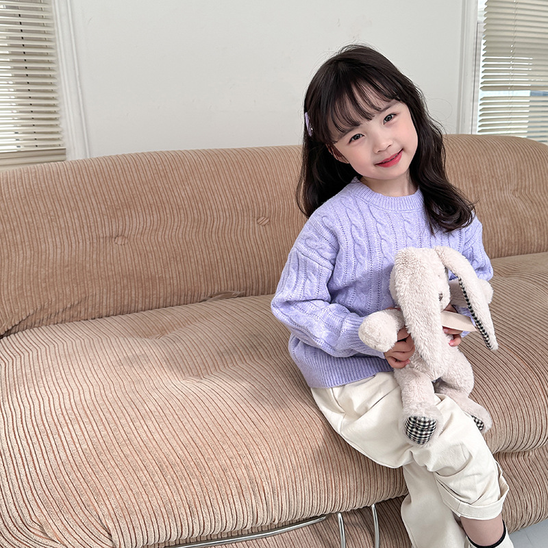 Girls' Comfortable Sweater Style