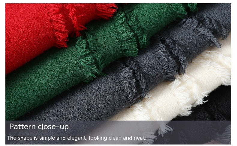 Crew Neck Pullover Sweater Image 10