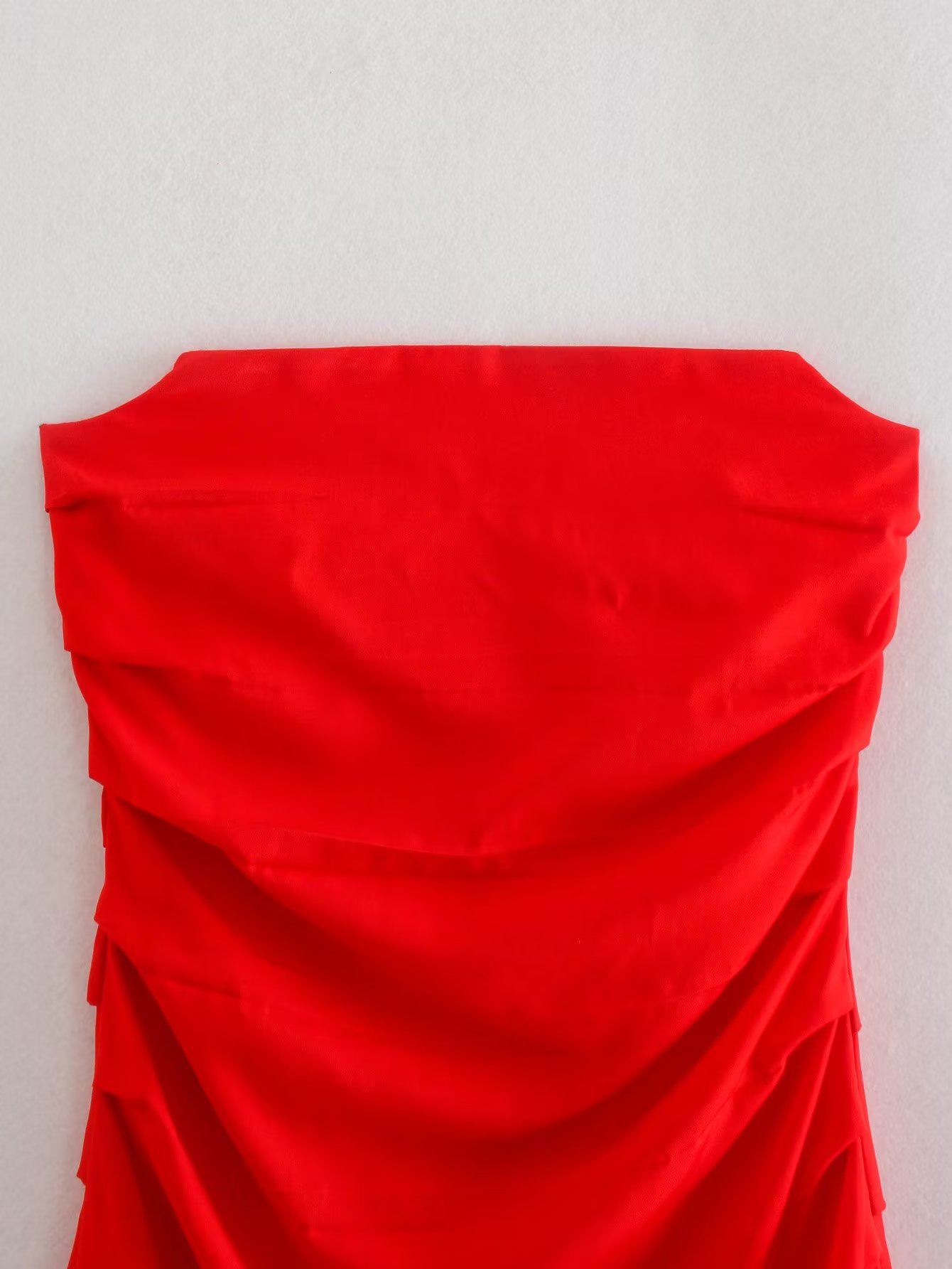 Off-shoulder Pleated Dress Image 4