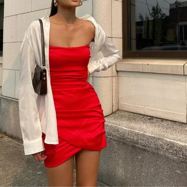 Off-shoulder Pleated Dress Image 10