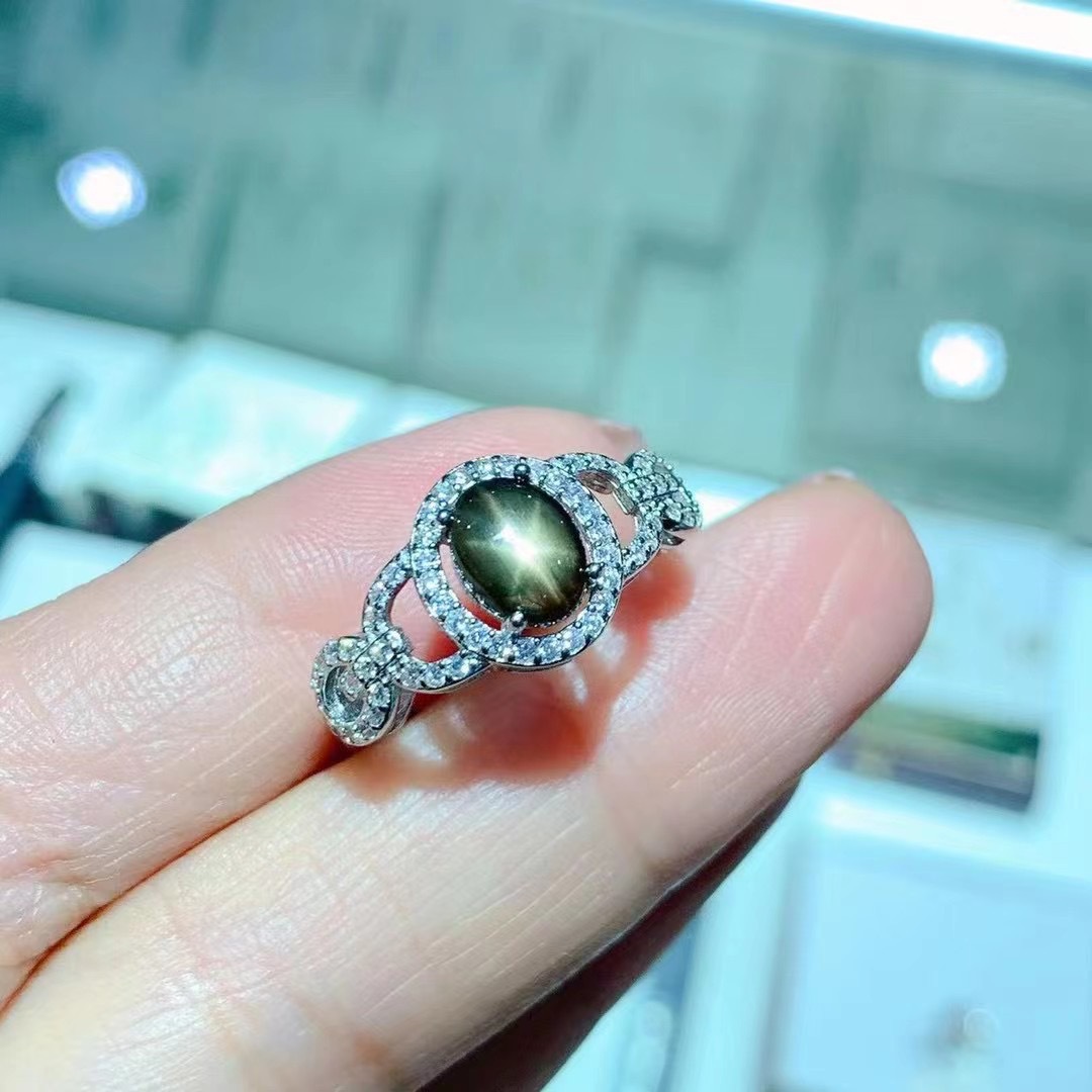 Natural Star Sapphire Ring Image 1