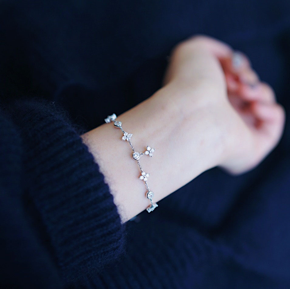 Gulpläterat fyrklöverarmband