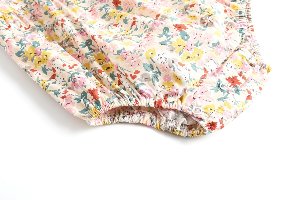 Jumpsuit Detail 15