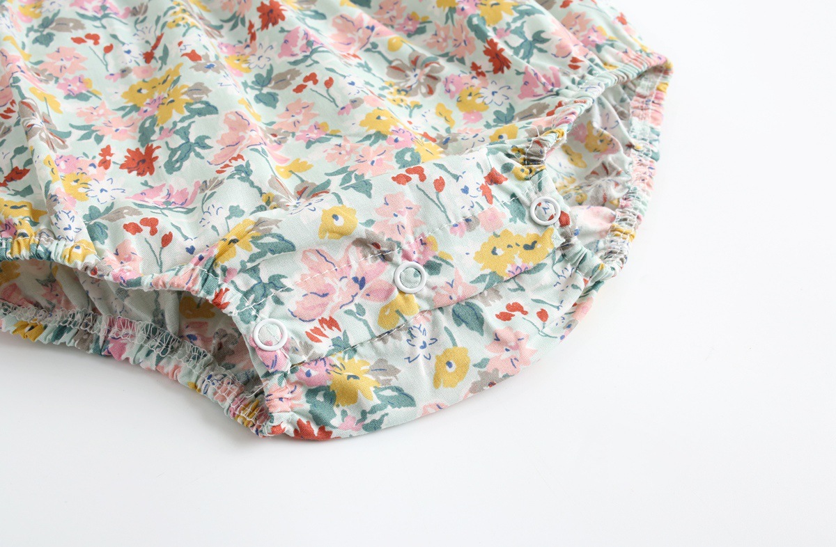 Jumpsuit Detail 11