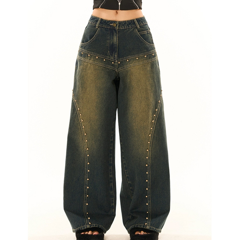 Fashionable Low Waist Jeans