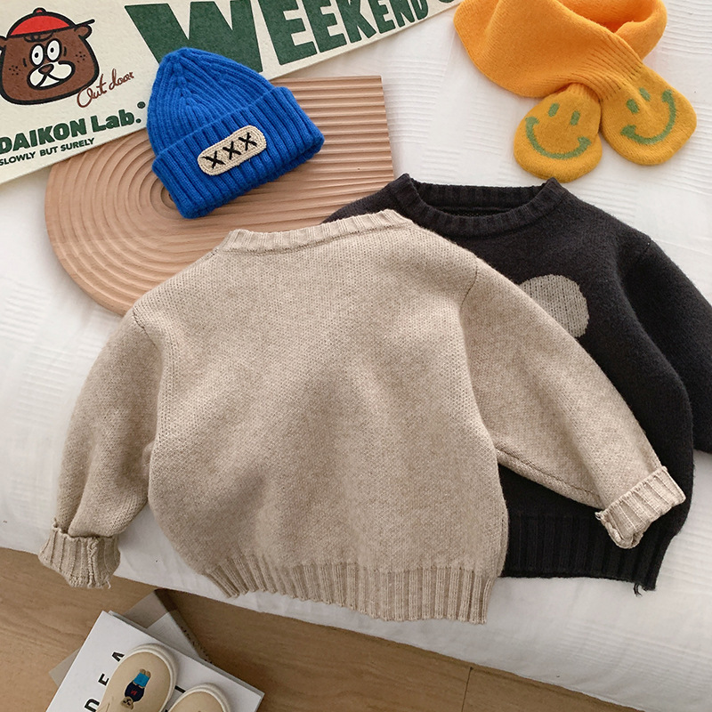 Sweater Image 4
