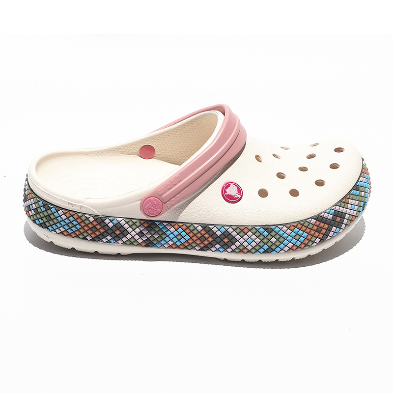 Breathable Summer Beach Slippers Lifestyle