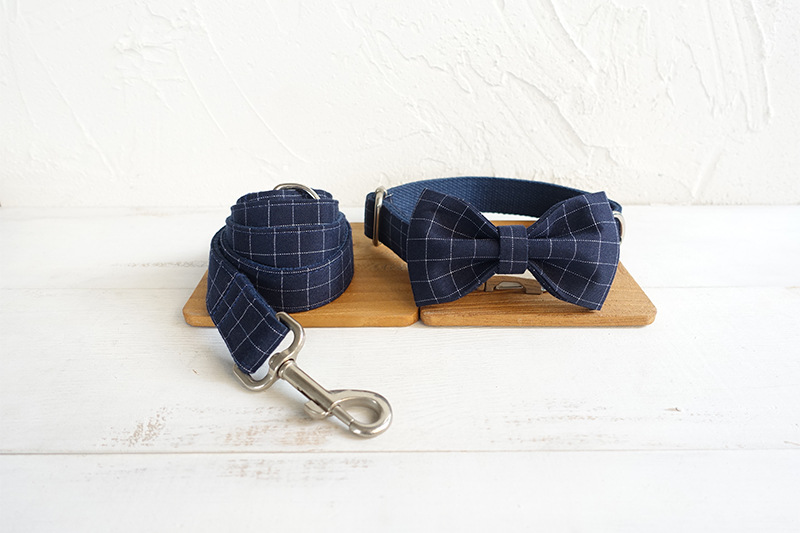 Comfortable double bow dog collar