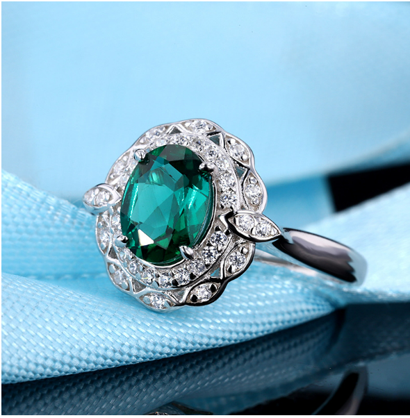 Emerald Ring Image 5