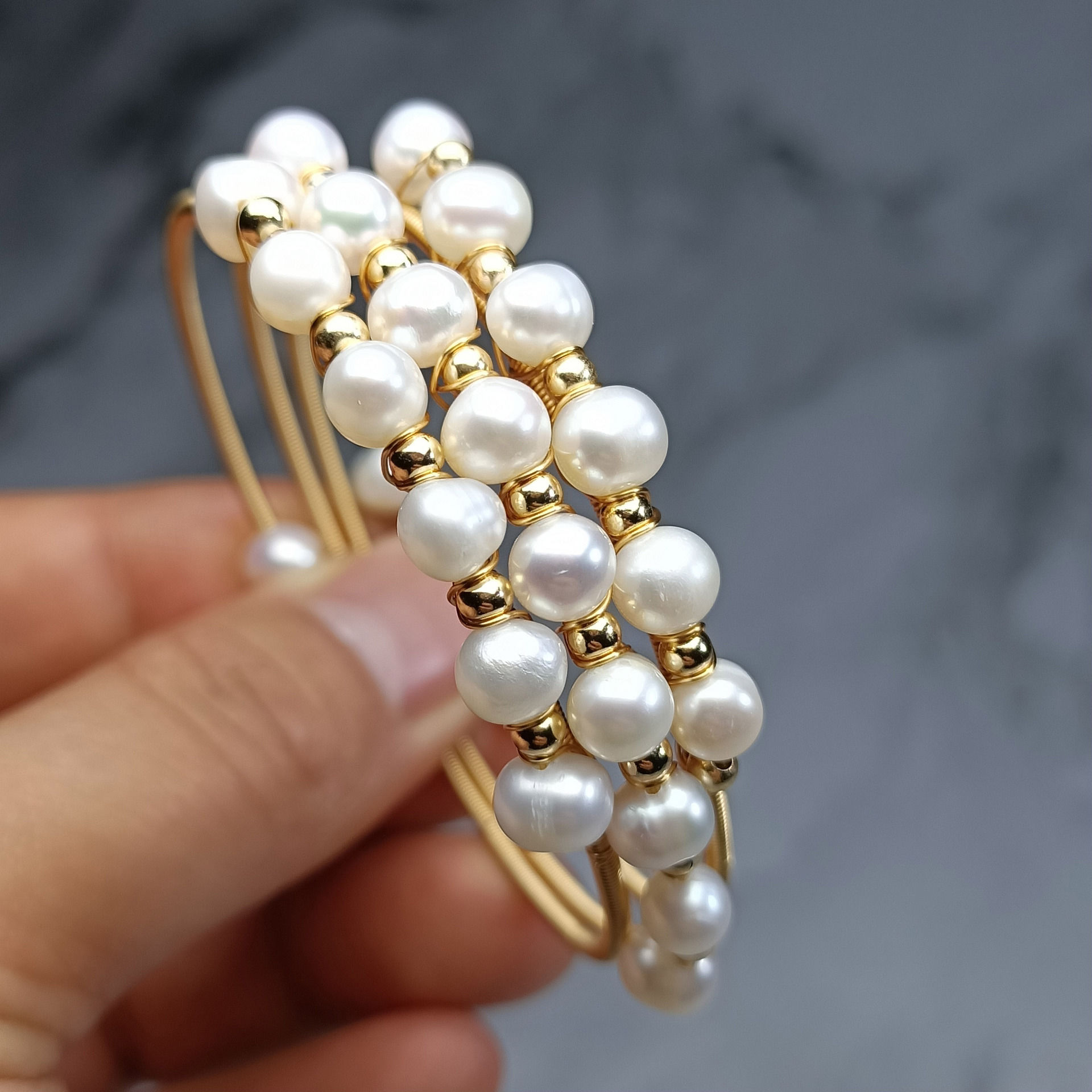 Natural Freshwater Pearl Bracelet Image 1