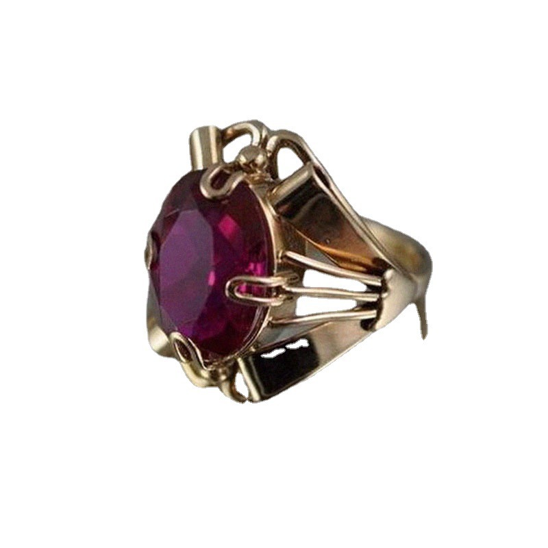 Stylish Red Zircon Ring