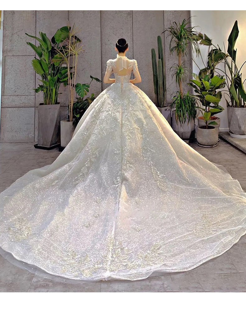 Retro Wedding Dress Image 7