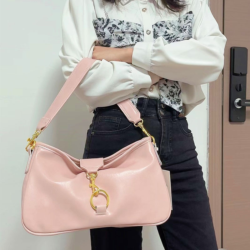 Commuter Bag in Use