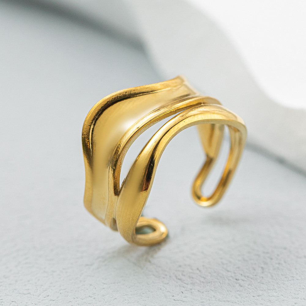 Anillo de Personalidad de Oro y Acero de Titanio con Diseño de Cruz Doble Capa 2