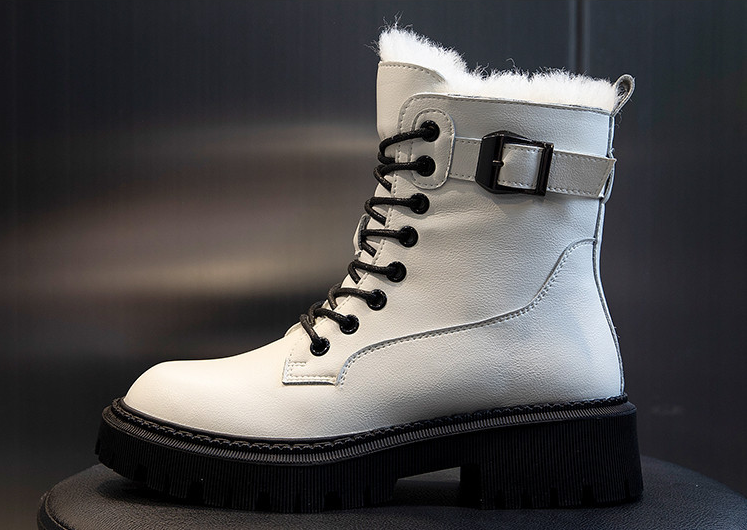 Black Single Lining Boots