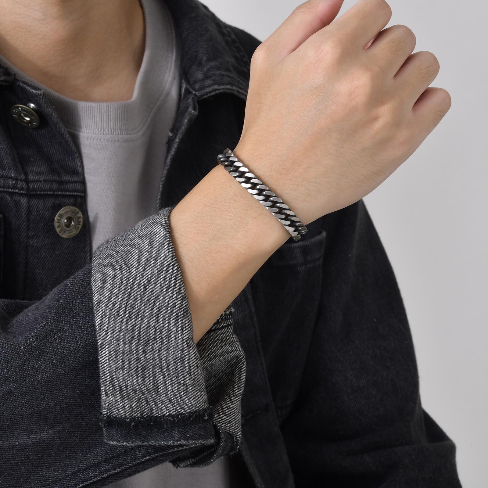 Bracelet Image 9