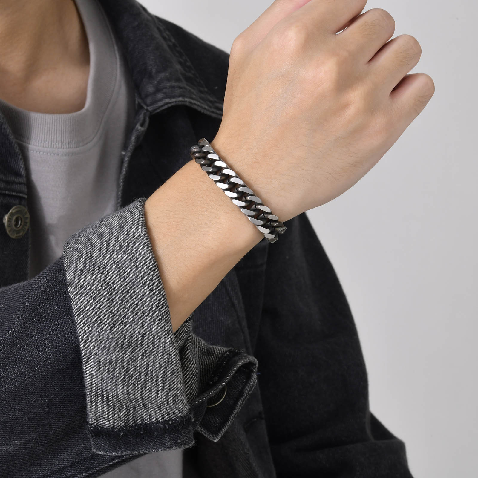 Bracelet Image 1