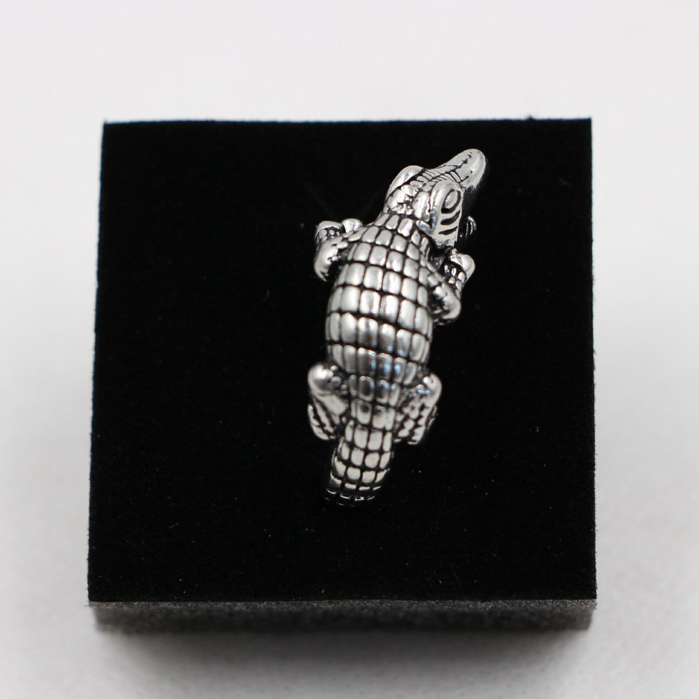 Crocodile Nightclub Alloy Ring - Image 5