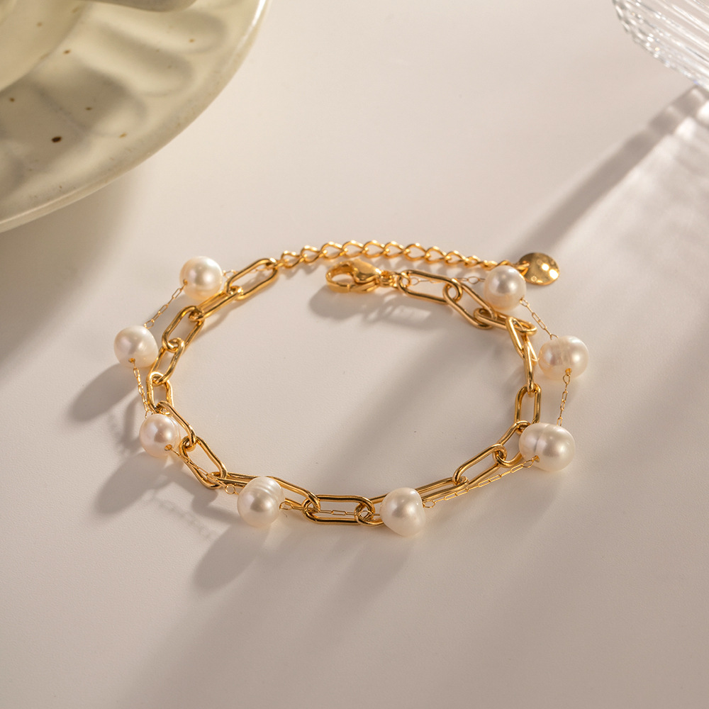 French Elegant Bracelet Image 3
