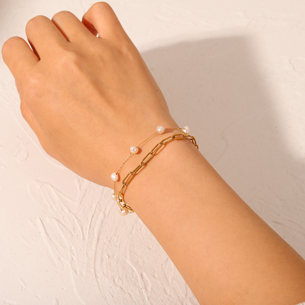 French Elegant Bracelet Image 4