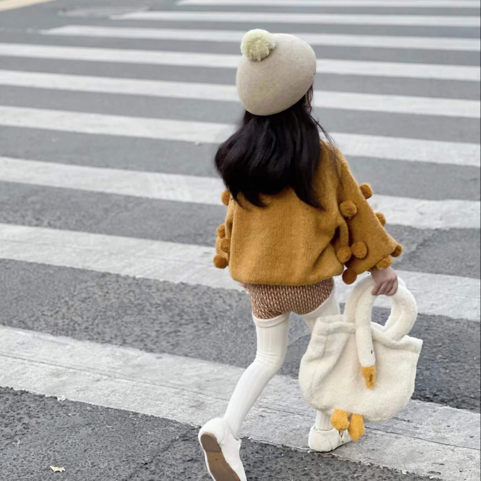 Girls' Pullover 4