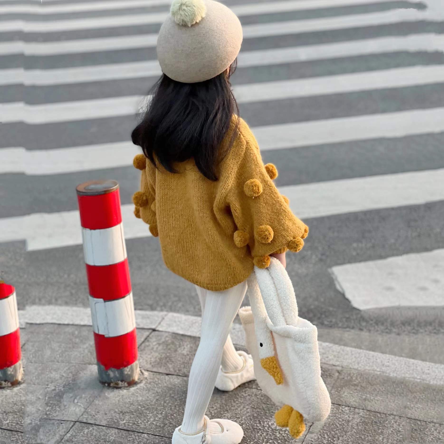 Girls' Pullover 7