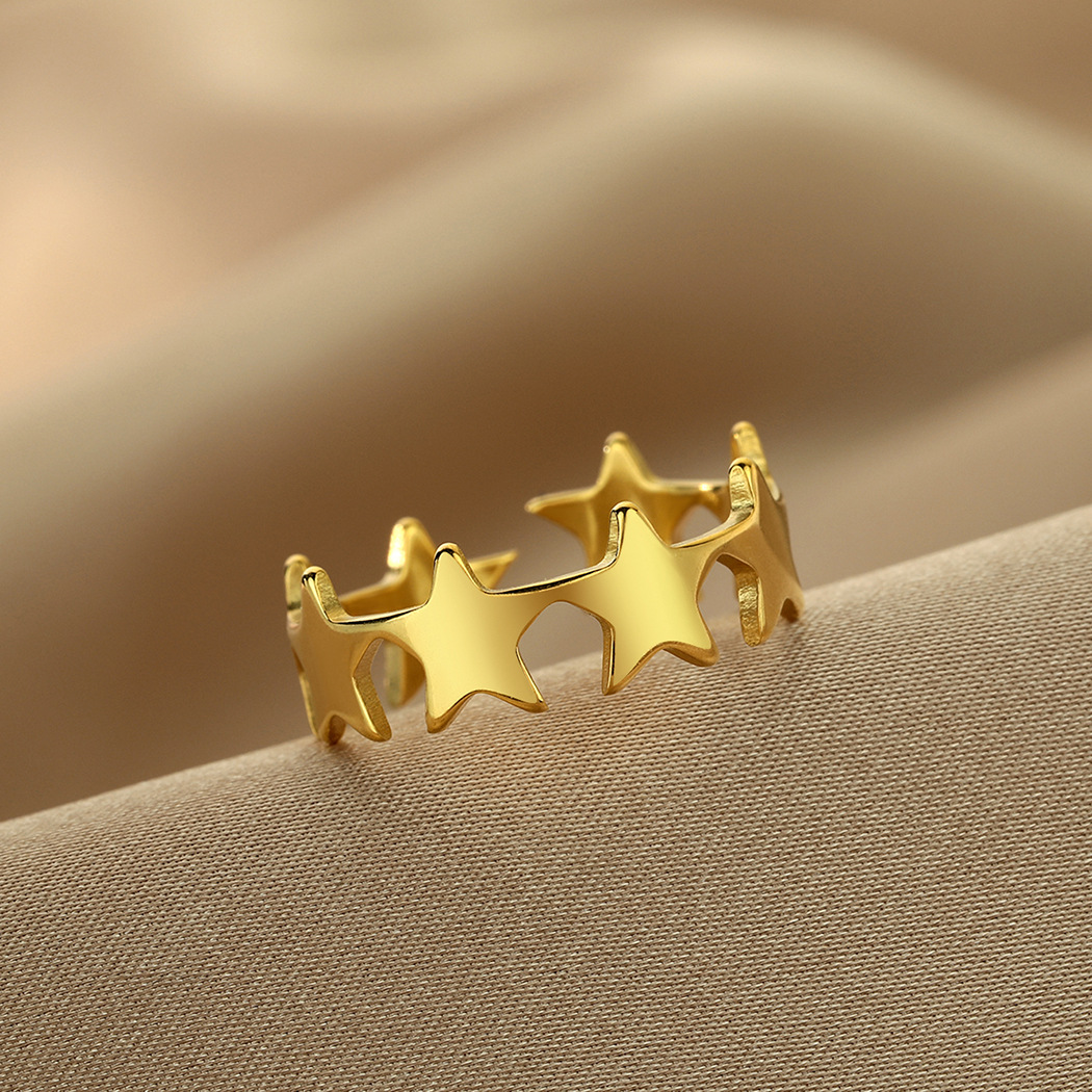 Small Star Adjustable Ring - Vintage Jewelry