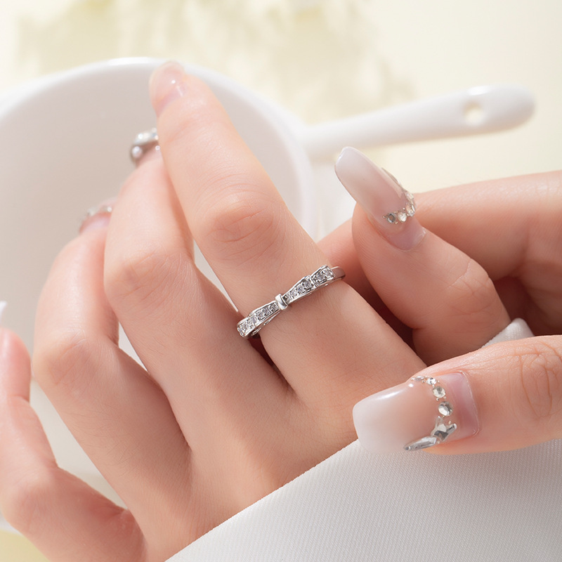 Bow Ring Image 6