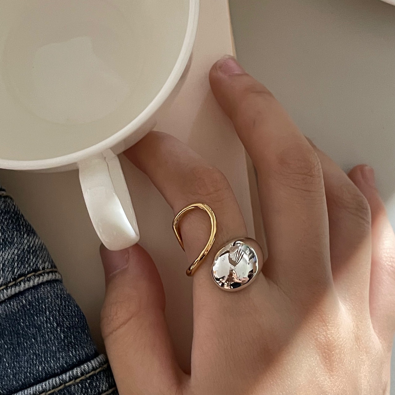 Exaggerated Personality Ring 1