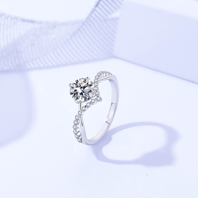 925 Sterling Silver Moissanite Ring 2
