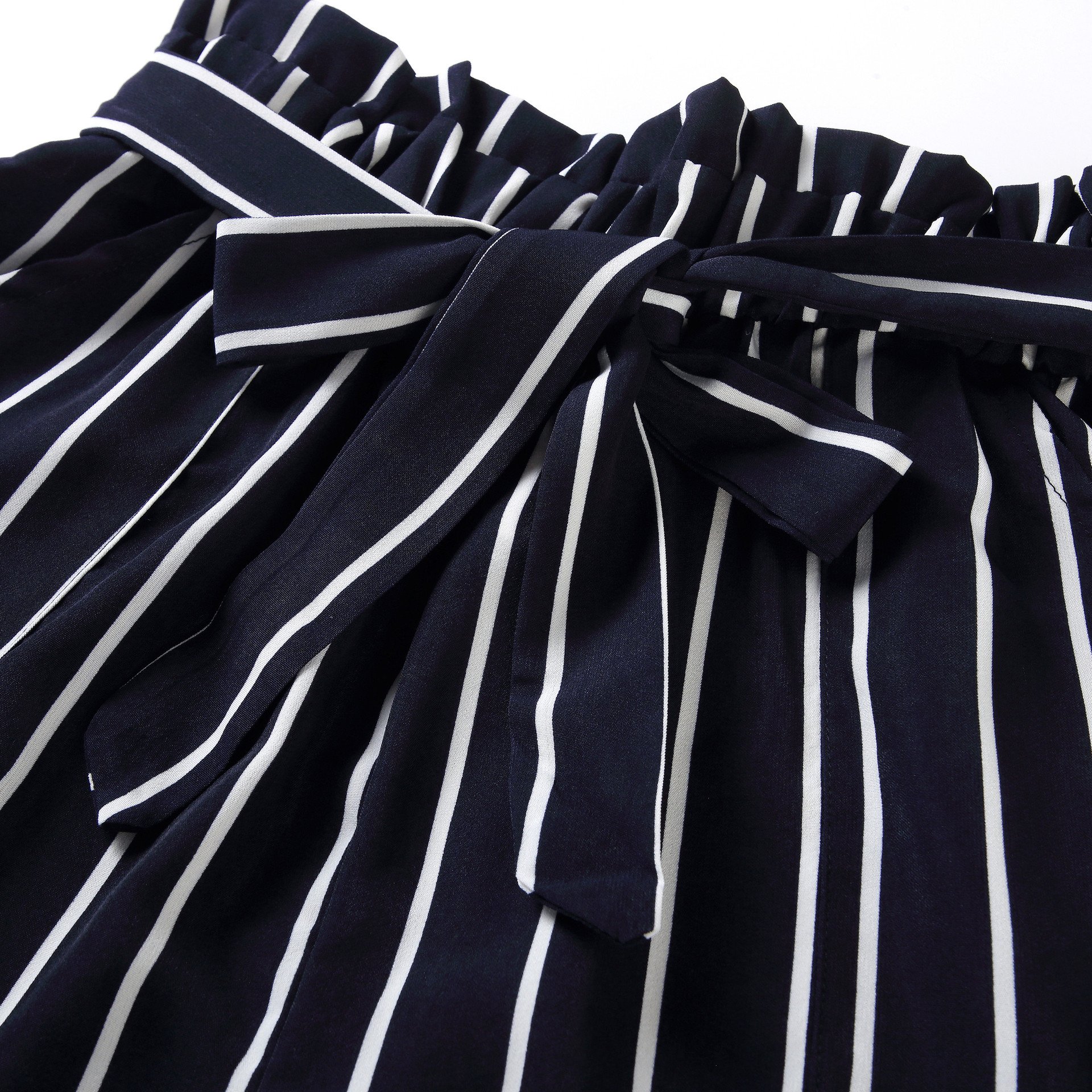 Fashion Striped Shorts Outfit