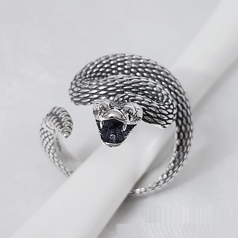 Snake Ring Image 1