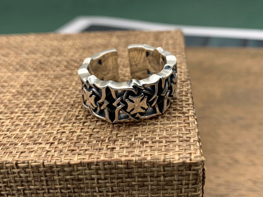  Cross Ring Vintage Image 2