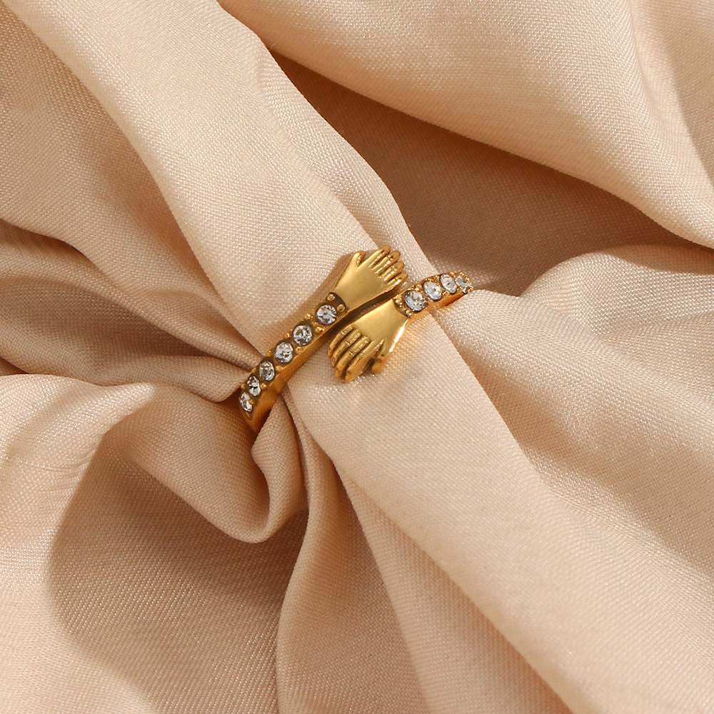 Amaryllis Gold Ring Image 4