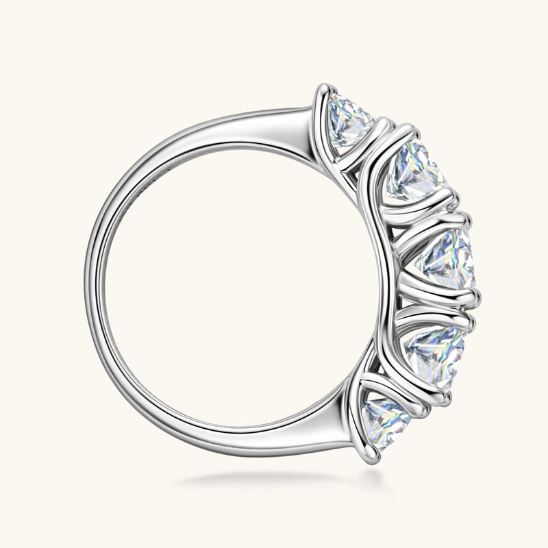 Light Luxury Ins Style 925 Silver Moissanite Ring Image 3