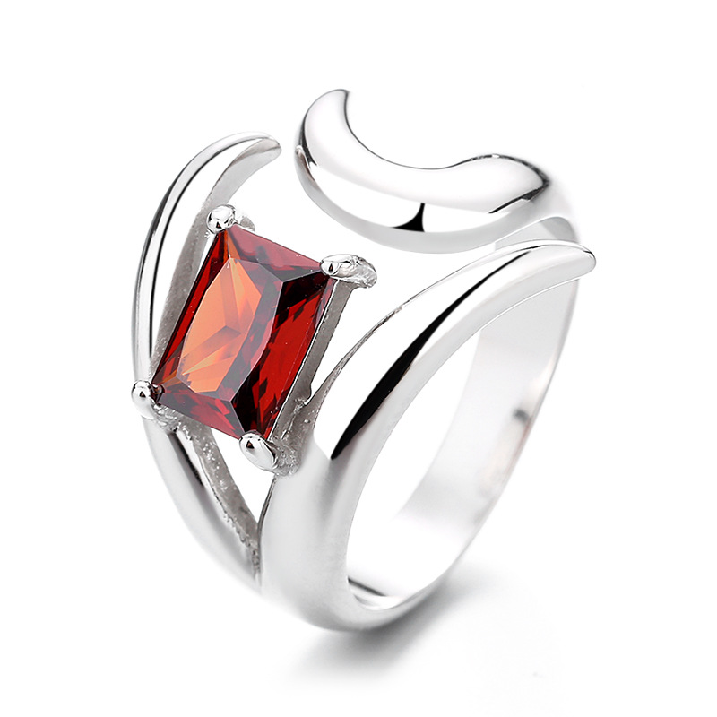 Stylish Look of Zircon Ring