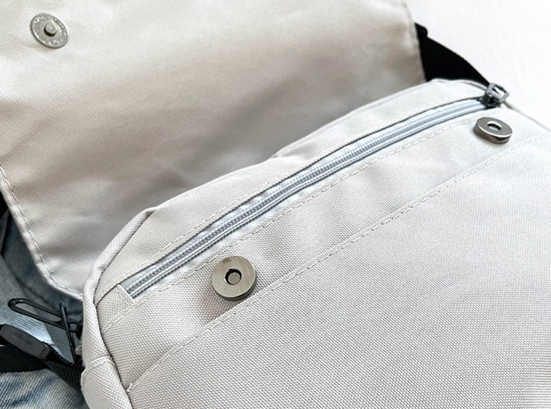 Versatile Messenger Bag